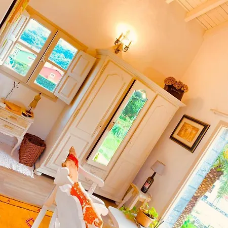 El Miruendano Apartment *